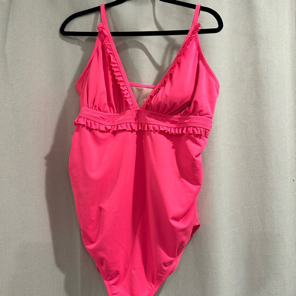 Pink Ruffled Swimsuit - maternity - Picture 2 of 3